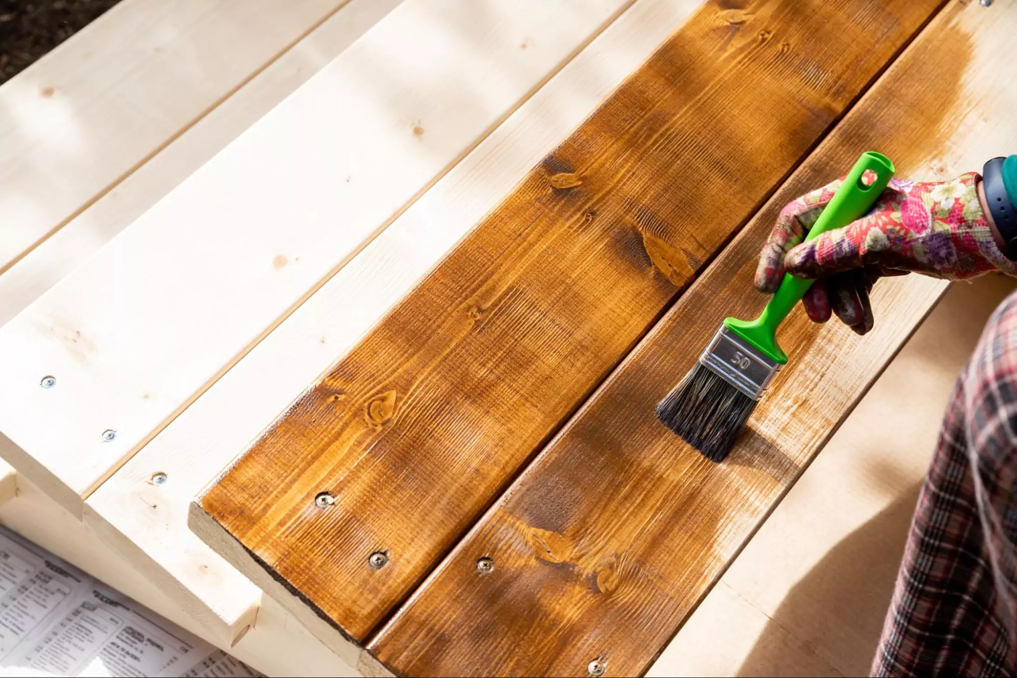 8 Tips Finishing Kayu Tanpa Alat Mahal Hasil Tetap Maksimal!